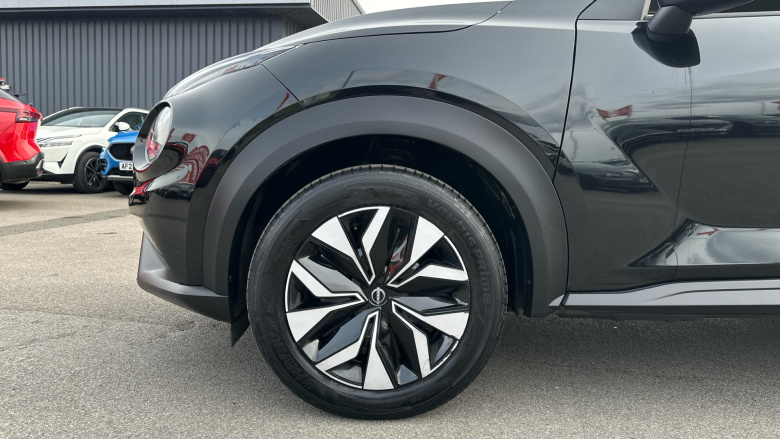 Nissan Juke 1.0 DiG-T Acenta Premium 5dr DCT Petrol Hatchback